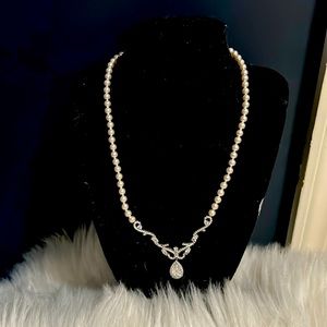 Pear Shaped Necklace with Pearls